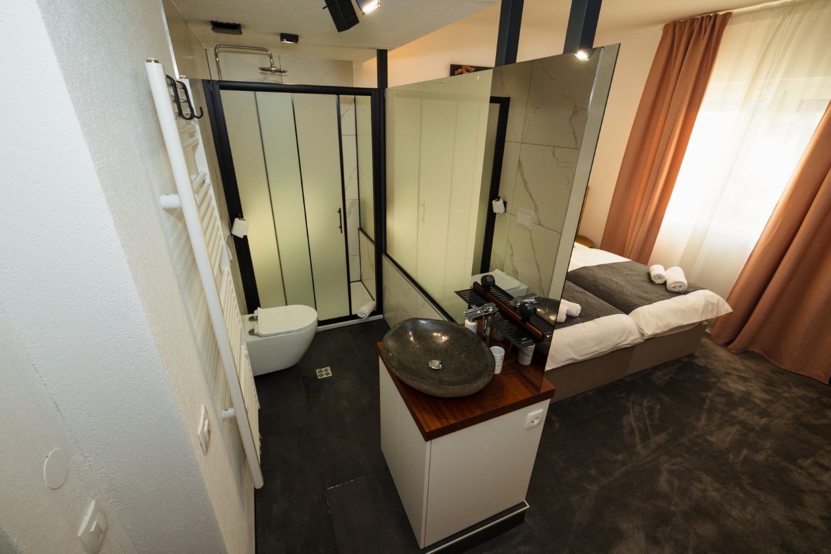 Room detail